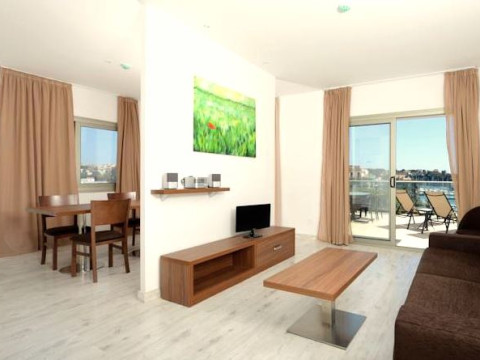 Portodrach Aparthotel