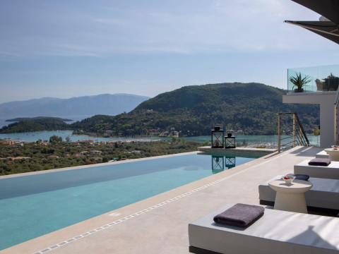 Pothos | Afroditi Villas Collection