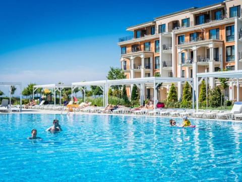 Premier Fort Beach Aparthotel