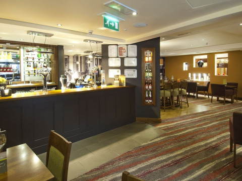 Premier Inn London Waterloo (Westminster Bridge) Hotel
