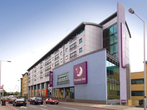 Premier Inn London Wimbledon South