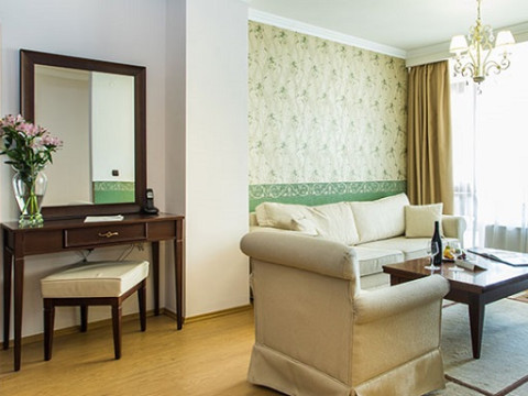 Premier Luxury Mountain Resort 