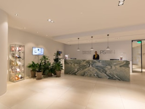 PREMIER SUITES PLUS ROTTERDAM