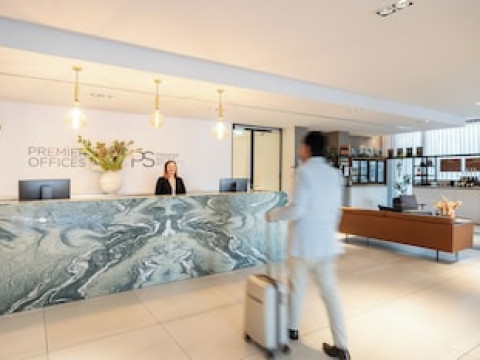 PREMIER SUITES PLUS ROTTERDAM