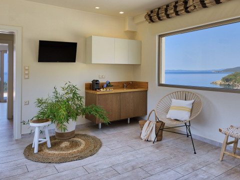 Prima Vista Beachfront Boutique Hotel