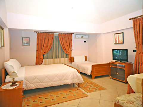 Primavera Hotel