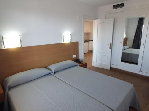 Primavera Loix Apartments