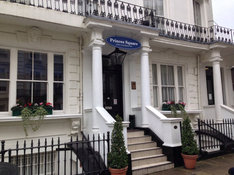 Princes Square Hotel
