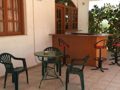 PRINOS APARTMENTS
