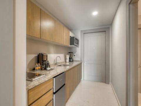 PUERTA CORTES RESIDENCES