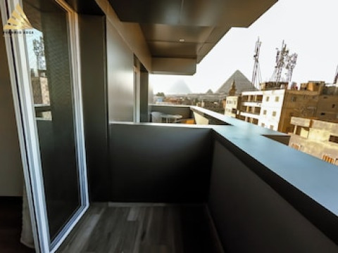 PYRAMID EDGE HOTEL