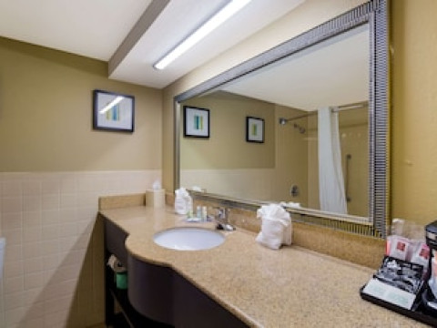 QUALITY INN