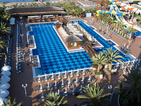 QUATTRO BEACH SPA & RESORT