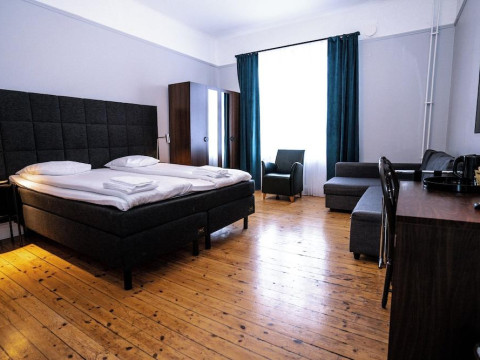 Queen's Hotel