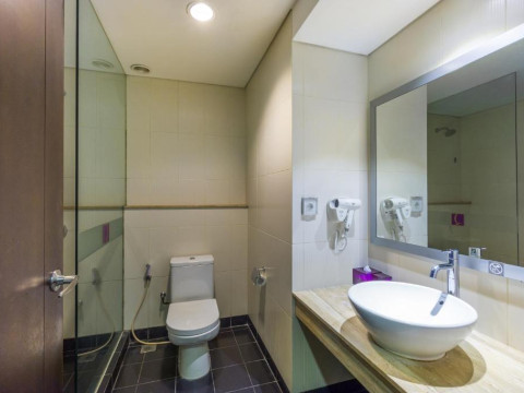 Quest Hotel Kuta