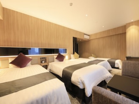QUINTESSA FUKUOKA TENJIN