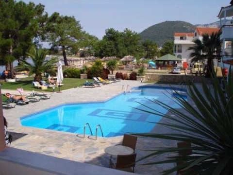 Rachoni Bay - Resort