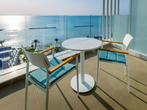 Radisson Beach Resort Larnaca