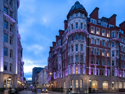 Radisson Blu Hotel, London Tottenham Court Road