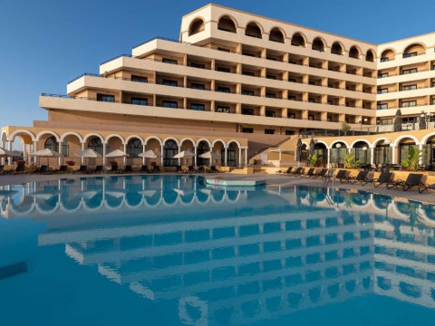Radisson Blu St. Julian's Resort