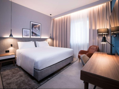 Radisson Hotel Nola Naples