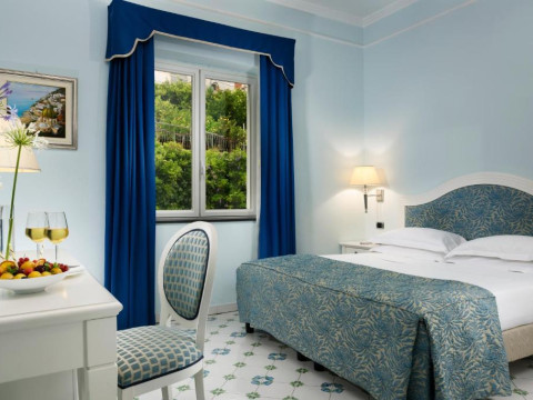 Raito Hotel