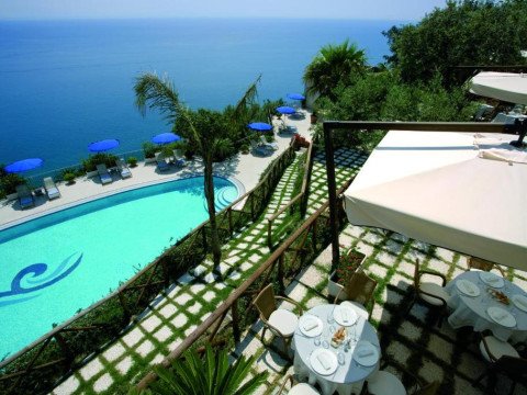 Raito Hotel