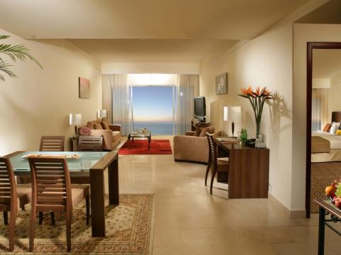 Ramada Beach Hotel Ajman