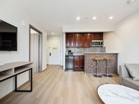 RAMADA BY WYNDHAM FLUSHING QUEENS