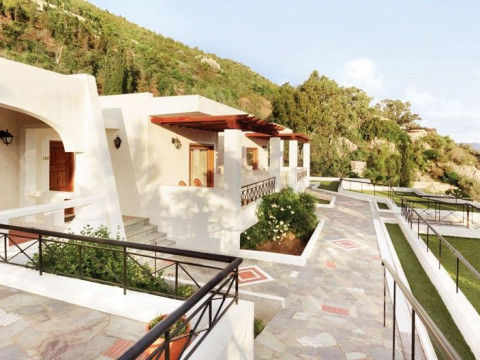 Ramada by Wyndham Loutraki Poseidon Resort