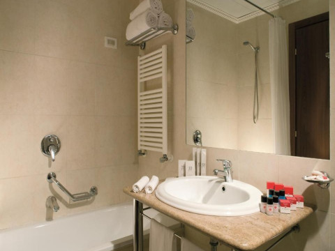 Ramada by Wyndham Naples