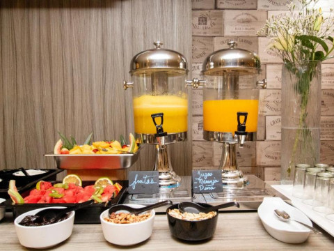 Ramada by Wyndham Panama Via Argentina