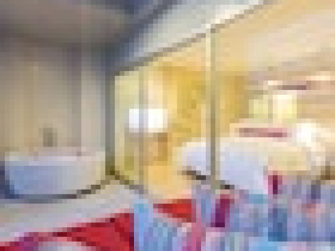 Ramada by Wyndham Phuket Deevana