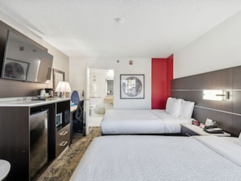 RAMADA BY WYNDHAM TEMPLE TERRACE/TAMPA NORTH