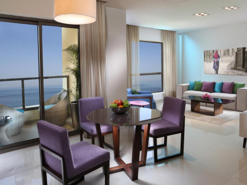 RAMADA HOTEL AND SUITES BY WYNDHAM DUBAI JBR