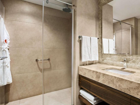 RAMADA HOTEL  SUITES BY WYNDAM