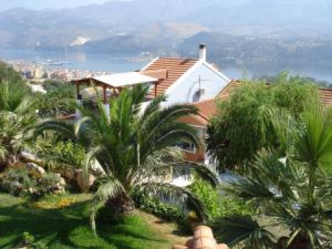 Rania Studios and Apartments