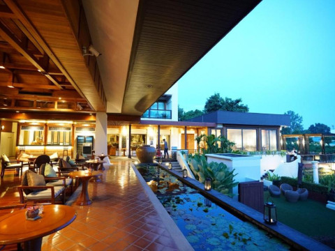 RatiLanna Riverside Spa Resort