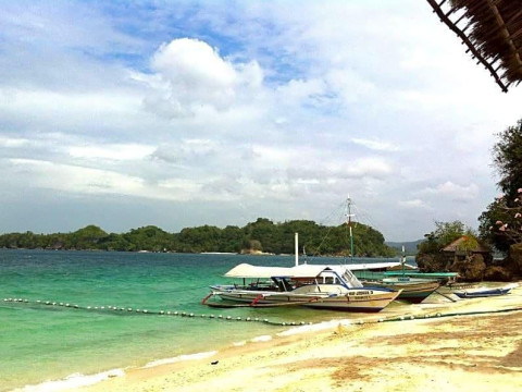 Raymen Beach Resort