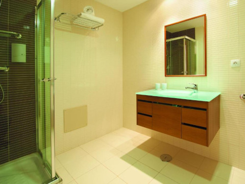 Real Marina Residence