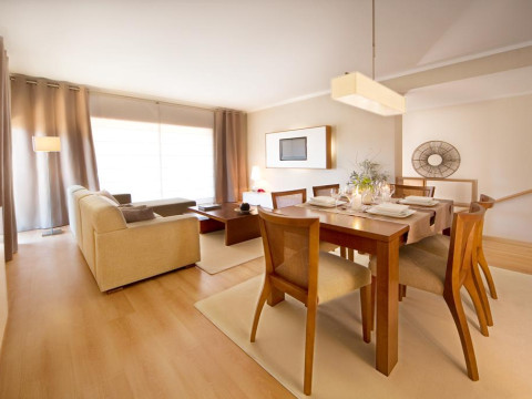 Real Marina Residence