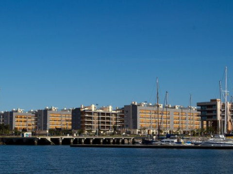 Real Marina Residence