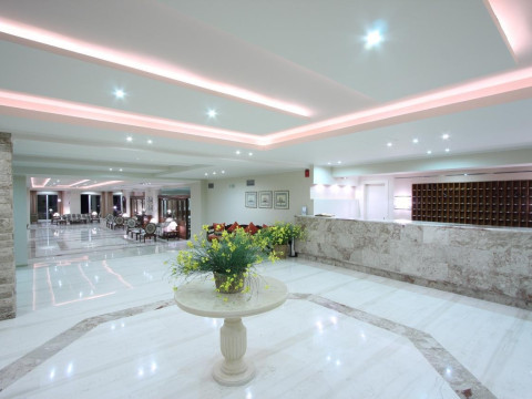 ZAKANTHA BEACH HOTEL