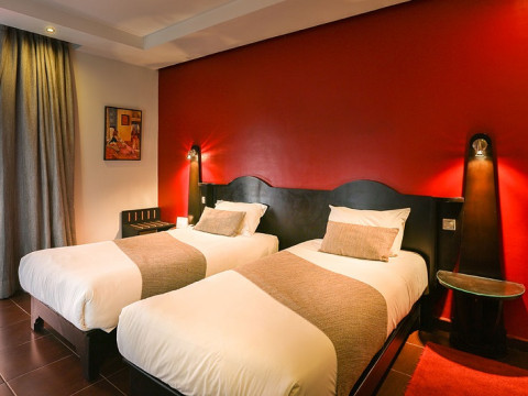 Red Hotel