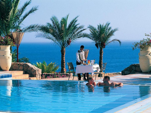 REEF OASIS BEACH RESORT_
