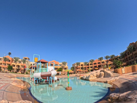 REGENCY PLAZA RESORT & AQUA PARK