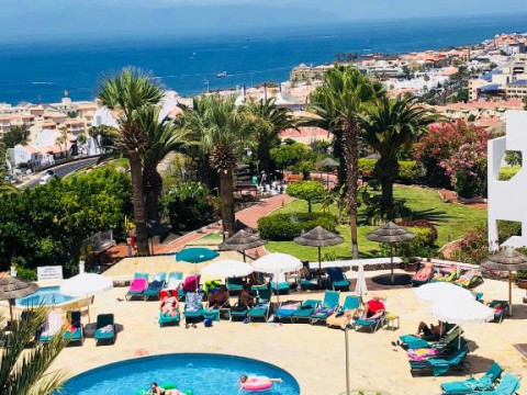 REGENCY TORVISCAS APARTMENTS  SUITES