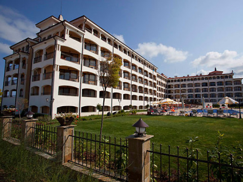 Regina Mare Aparthotel