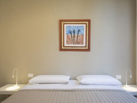 REGIS CONDO