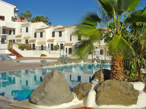 Remarkable 2-Bed House In Chayofa With Pool